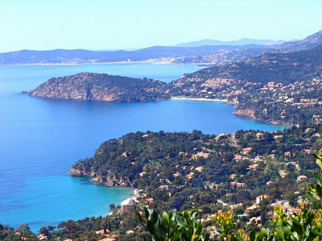 蓝色海湾公寓 Le Le Rayol-Canadel-sur-Mer 外观 照片