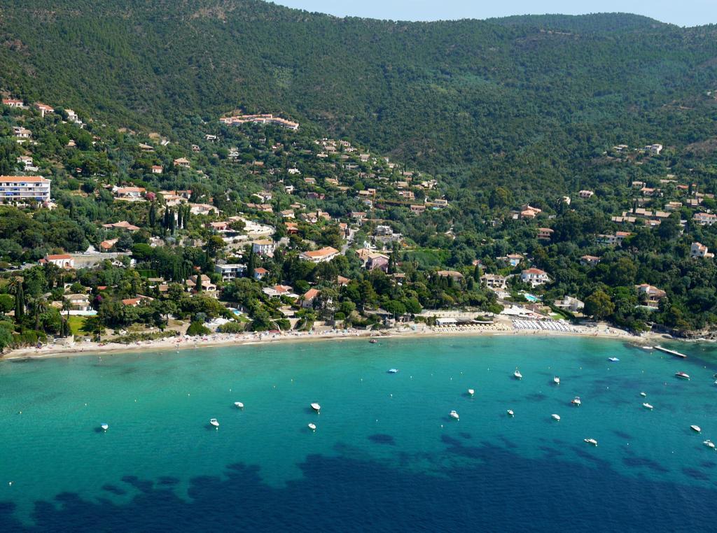 蓝色海湾公寓 Le Le Rayol-Canadel-sur-Mer 外观 照片