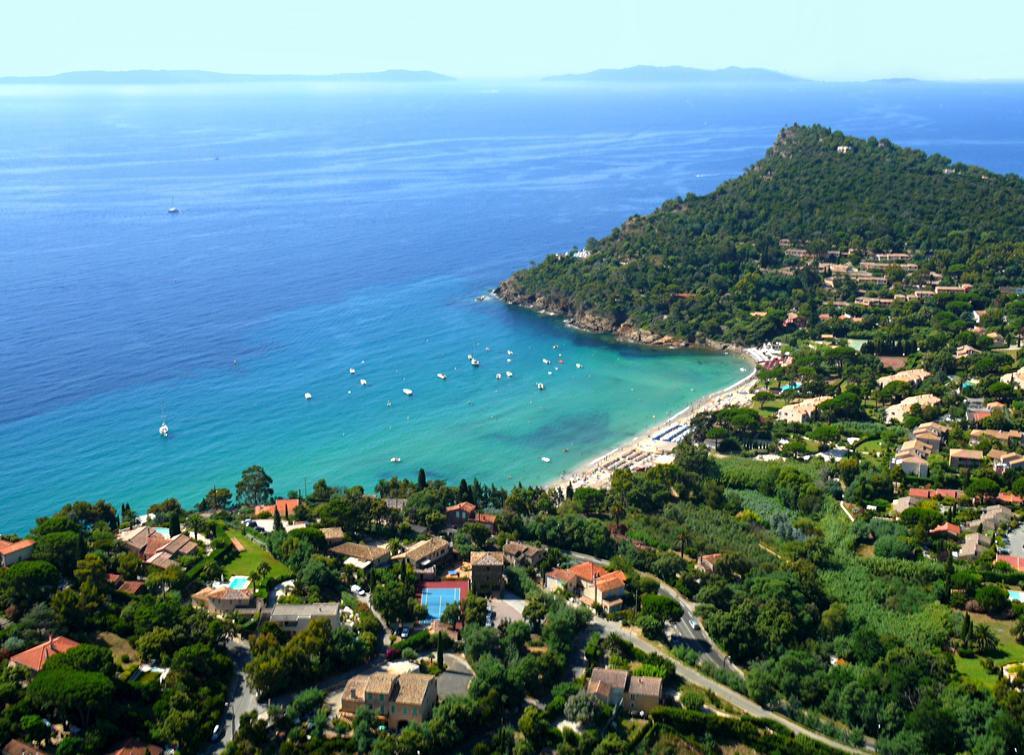 蓝色海湾公寓 Le Le Rayol-Canadel-sur-Mer 客房 照片